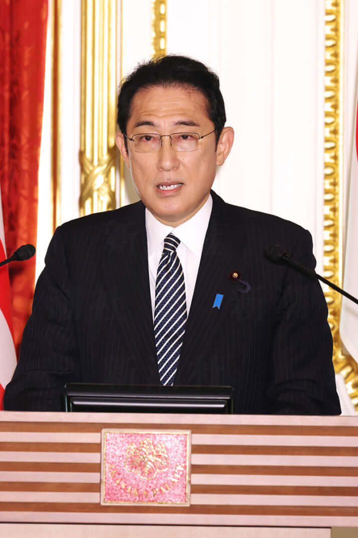 岸田文雄