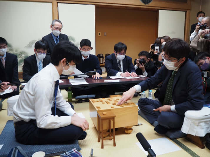 粟野さん将棋プレーオフ_2