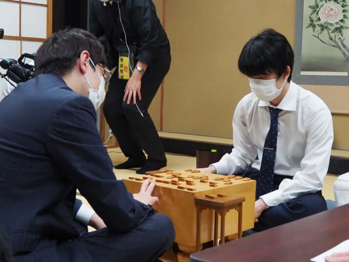 粟野さん将棋プレーオフ_3