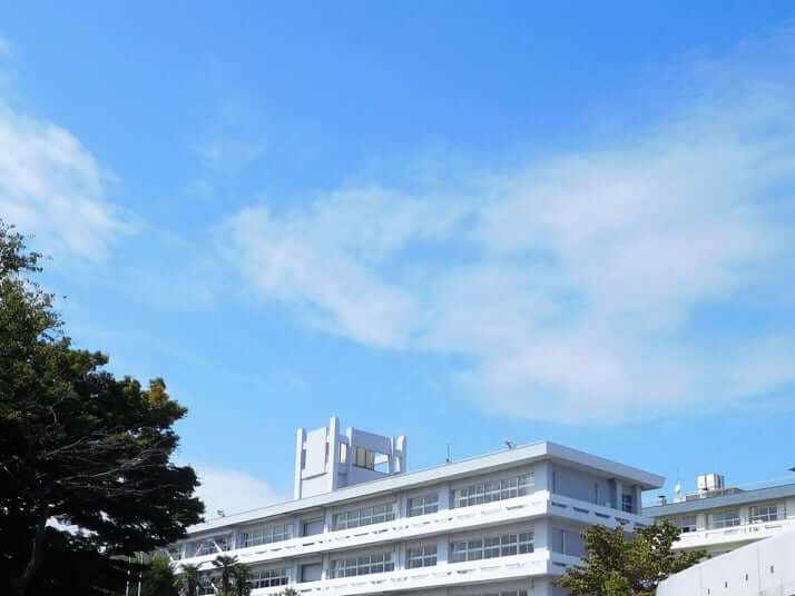 学校