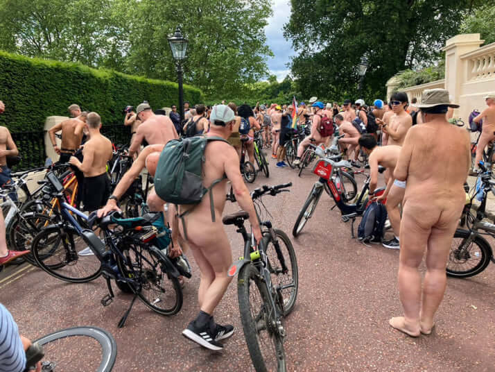 「World Naked Bike Ride in ロンドン」1