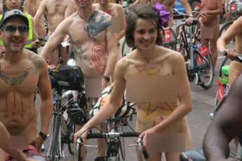 「World Naked Bike Ride in ロンドン」22