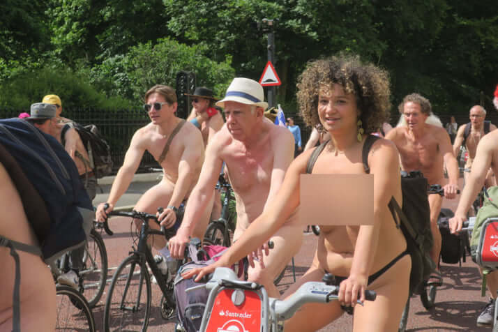 「World Naked Bike Ride in ロンドン」31