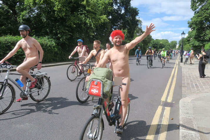 「World Naked Bike Ride in ロンドン」33