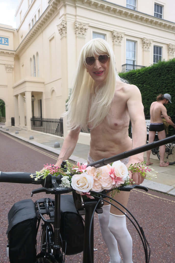 「World Naked Bike Ride in ロンドン」39