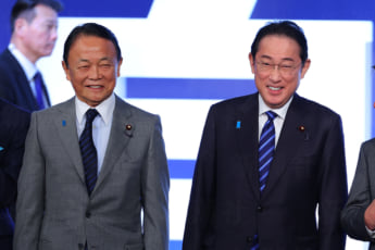 麻生太郎、岸田文雄