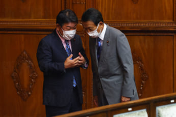 茂木敏充、麻生太郎