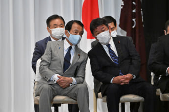 麻生太郎、茂木敏充