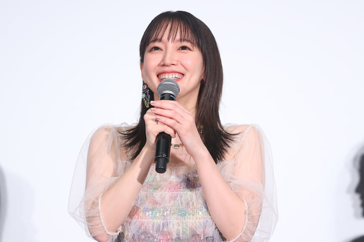 吉岡里帆