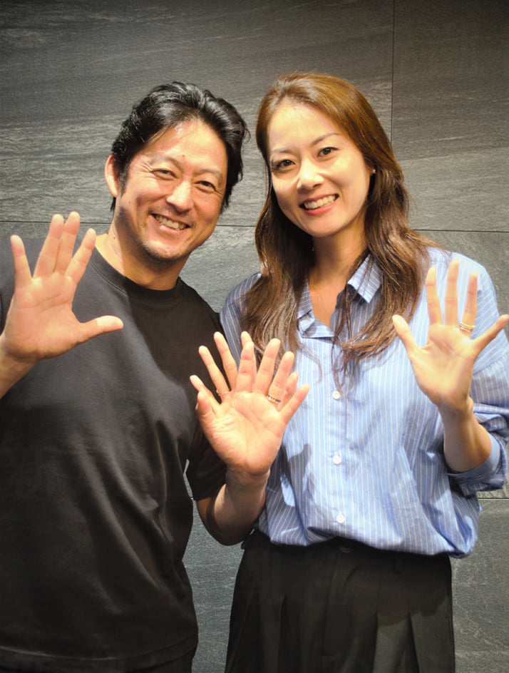 秦アンディ英之さん、中川聴乃さん