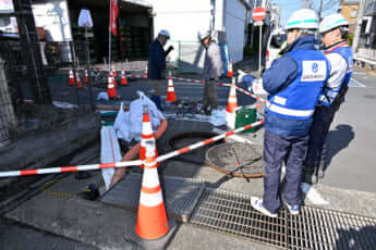 埼玉県八潮市の道路陥没現場