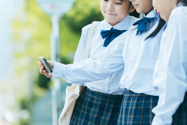 女子中学生イメージ