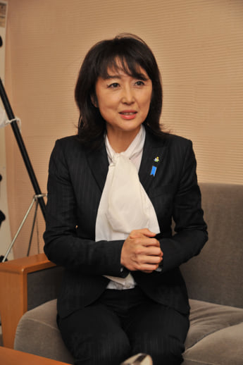 中川郁子